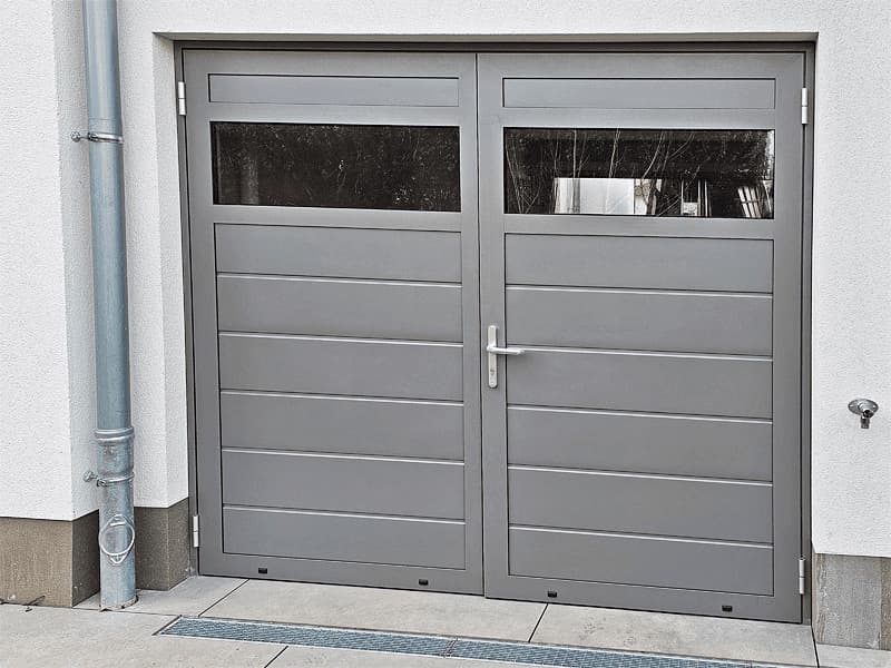 Garagentor: Einbau eines Flügeltors